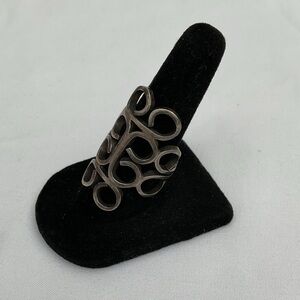 Source Unknown Silver Swirl Ring